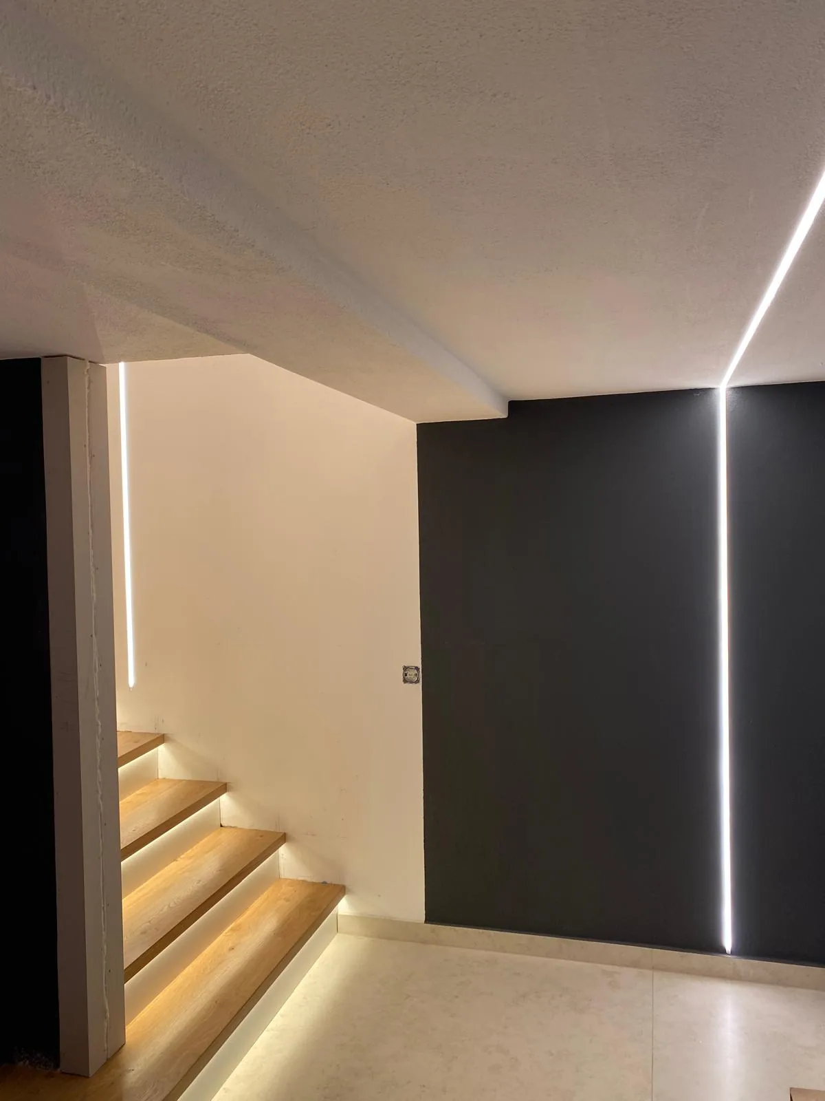 Flurlicht deckenlinie