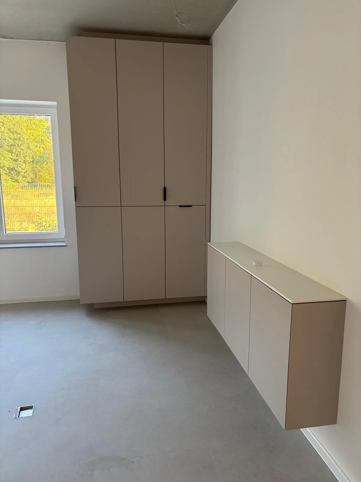 Praxismoebel schrank